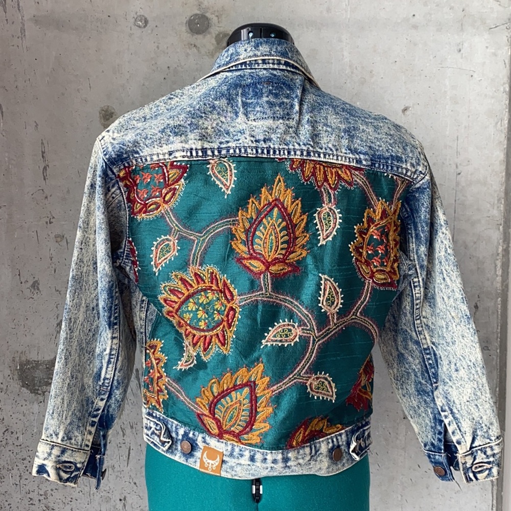 Vintage Levi’s Denim Jacket customize